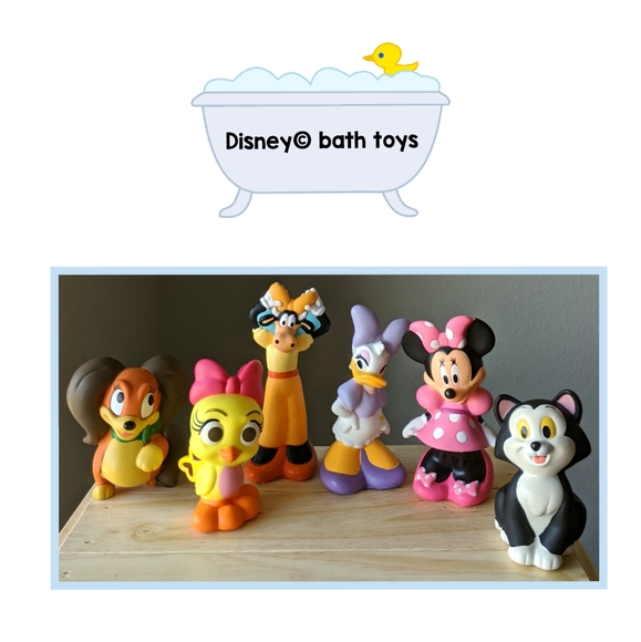 Disney • 6 collectable bath toys